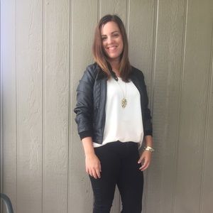 Meet your Posher, Sandra